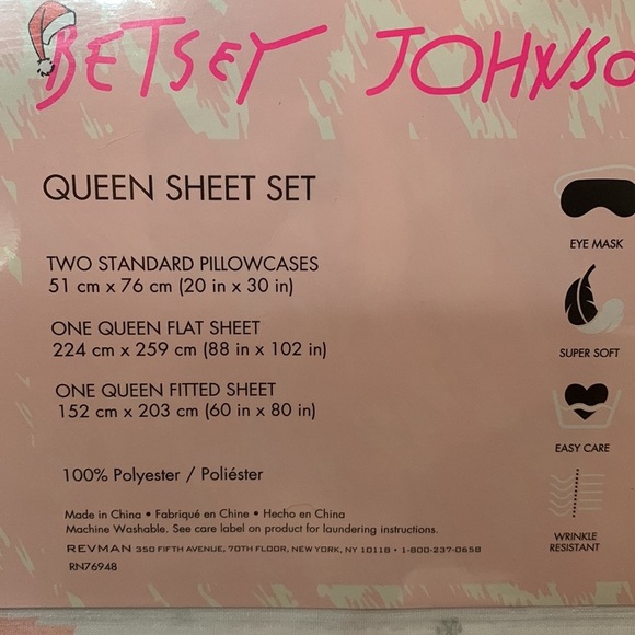 Betsey Johnson Christmas Sheets Set Pink Tree with Bow + sleep mask NEW Queen - Picture 3 of 4